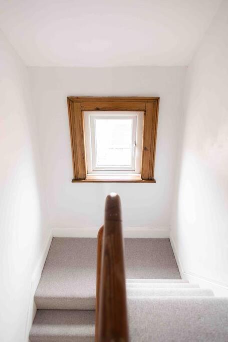 Charming 3 Bedroom Belfast Townhouse Bagian luar foto