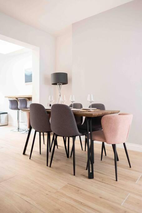 Charming 3 Bedroom Belfast Townhouse Bagian luar foto